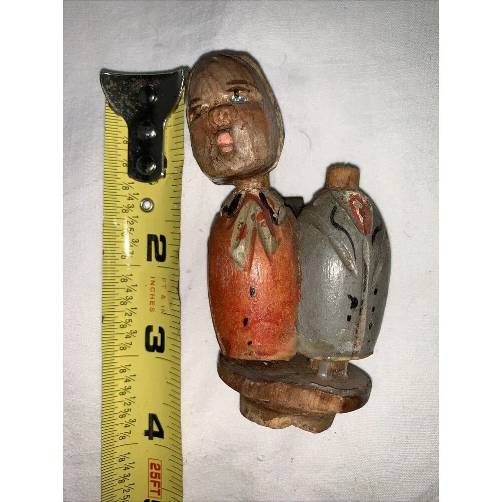 Vintage Hand Carved Mechanical Bottle Stopper Kissing Couple Wood Folk Art FLAWS